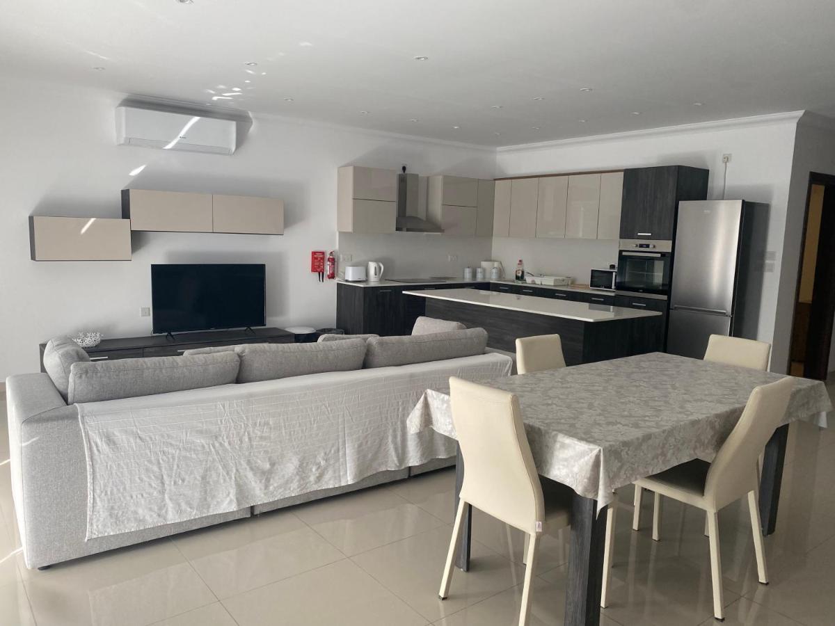 New 3 Bedroom Apartment Close To Airport Zurrieq Zewnętrze zdjęcie
